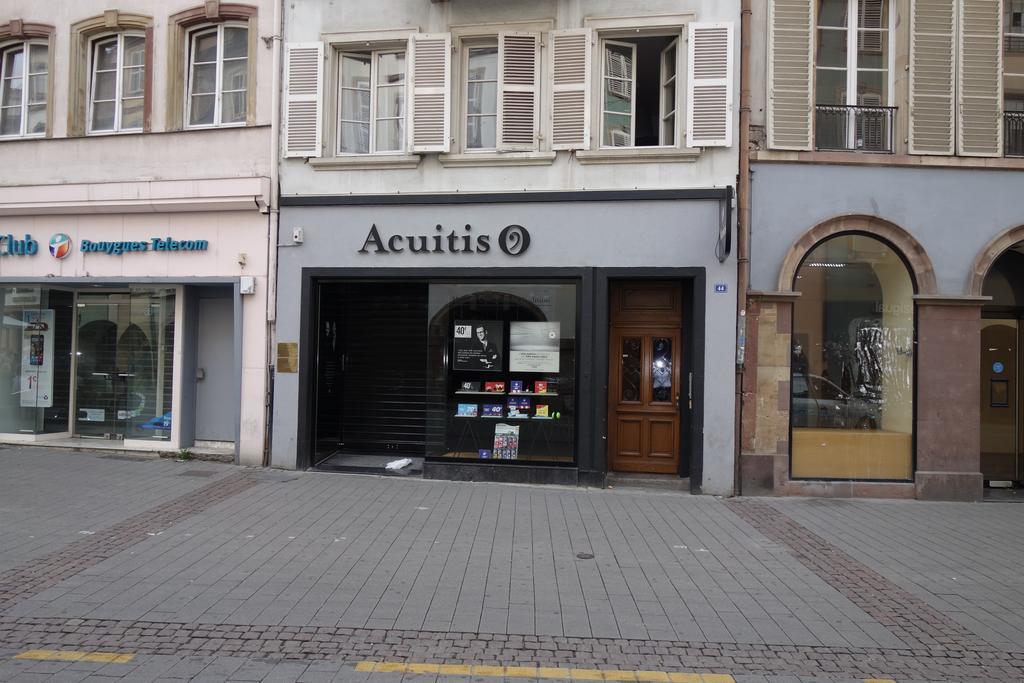 70 M² Strasbourg Appart City Center Room photo