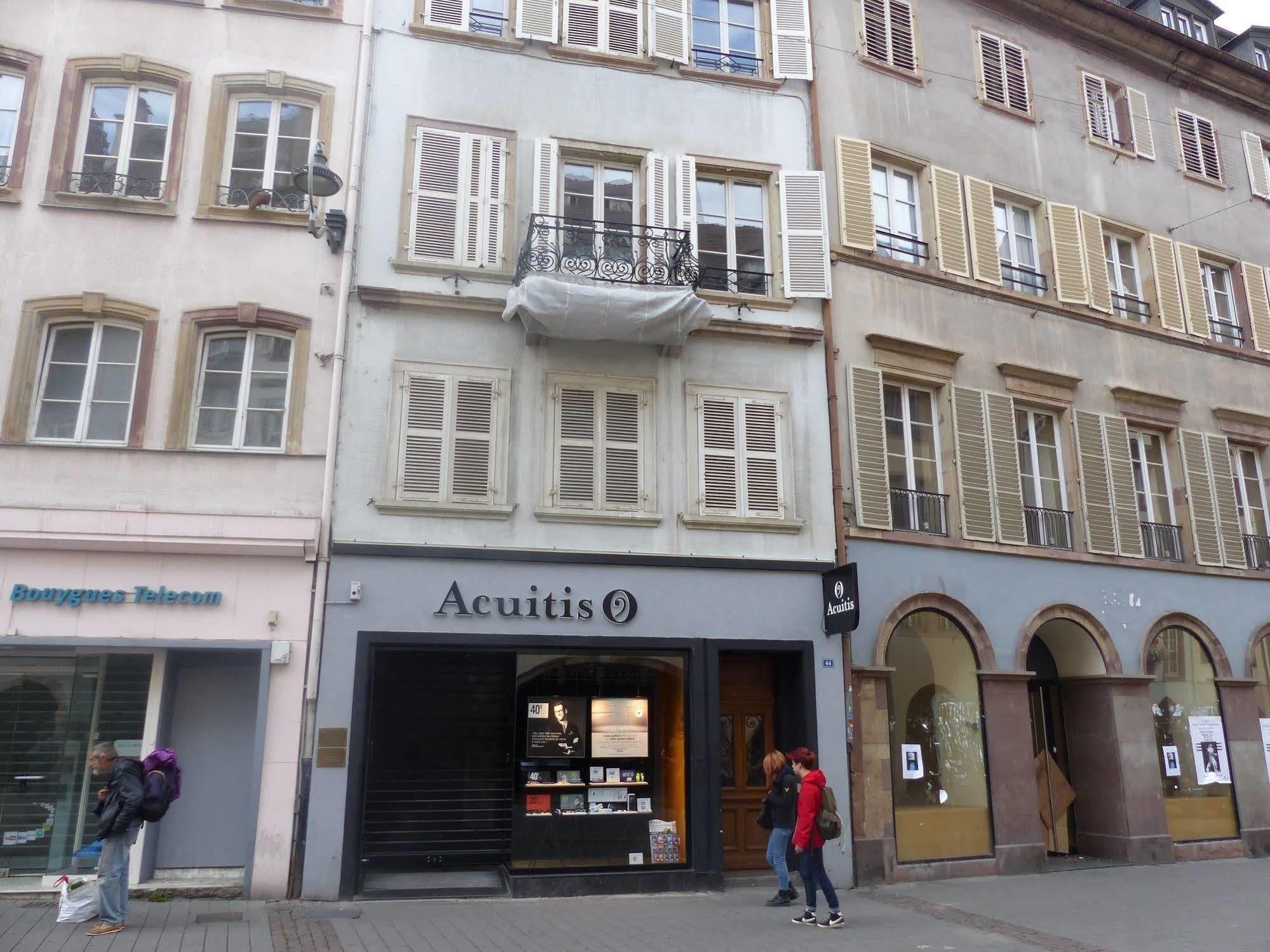 70 M² Strasbourg Appart City Center Exterior photo